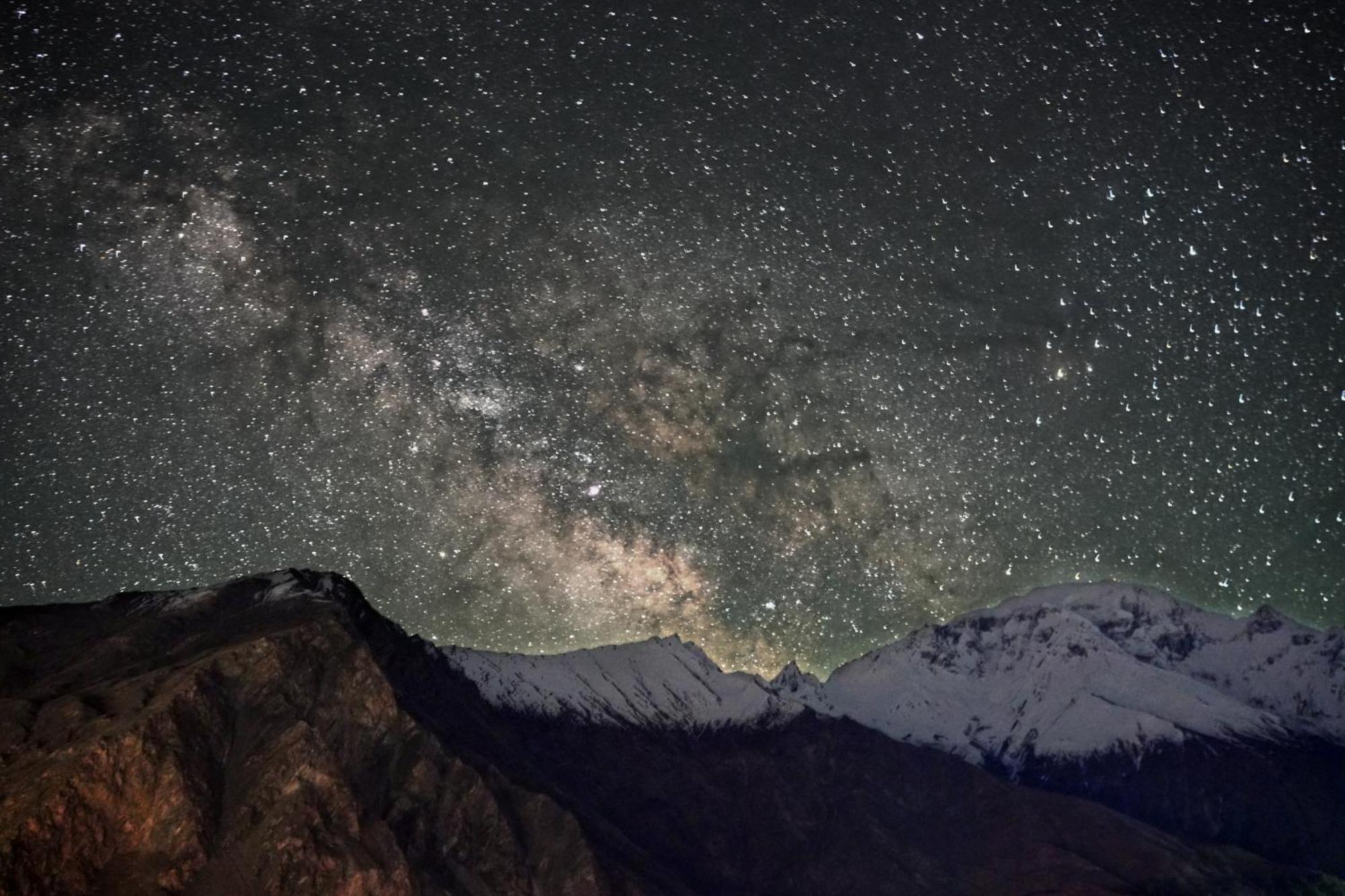 Ambiance Resort Hunza Karimabad  Bagian luar foto